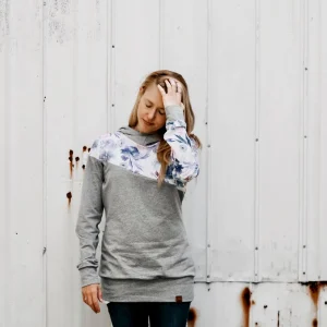 Hoodie de maternité et d'allaitement GRIS Fleurs AQUARELLE en coton biologique 3 en 1