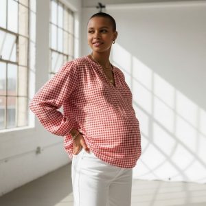 Blouse allaitement coton – petits carreaux rouges et blancs