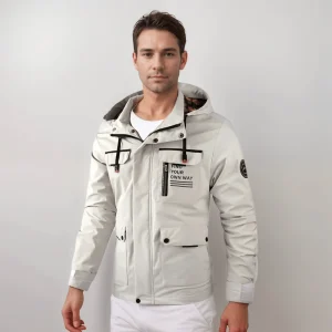 WildTrail™ – Veste Résistante & Isolante