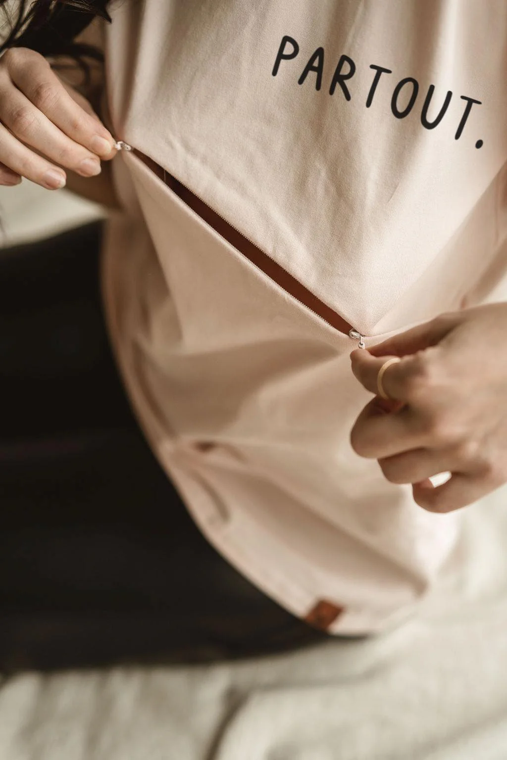 T-shirt de maternité et d'allaitement ROSE IMPRIMÉ Partout en coton biologique 3 en 1, coupe ample