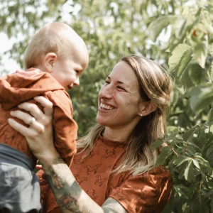 T-shirt de maternité et d'allaitement CHEVAUX en coton biologique 3 en 1, coupe ample