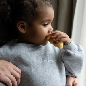 Sweat bébé / enfants 'we are Family' - MINI COOL