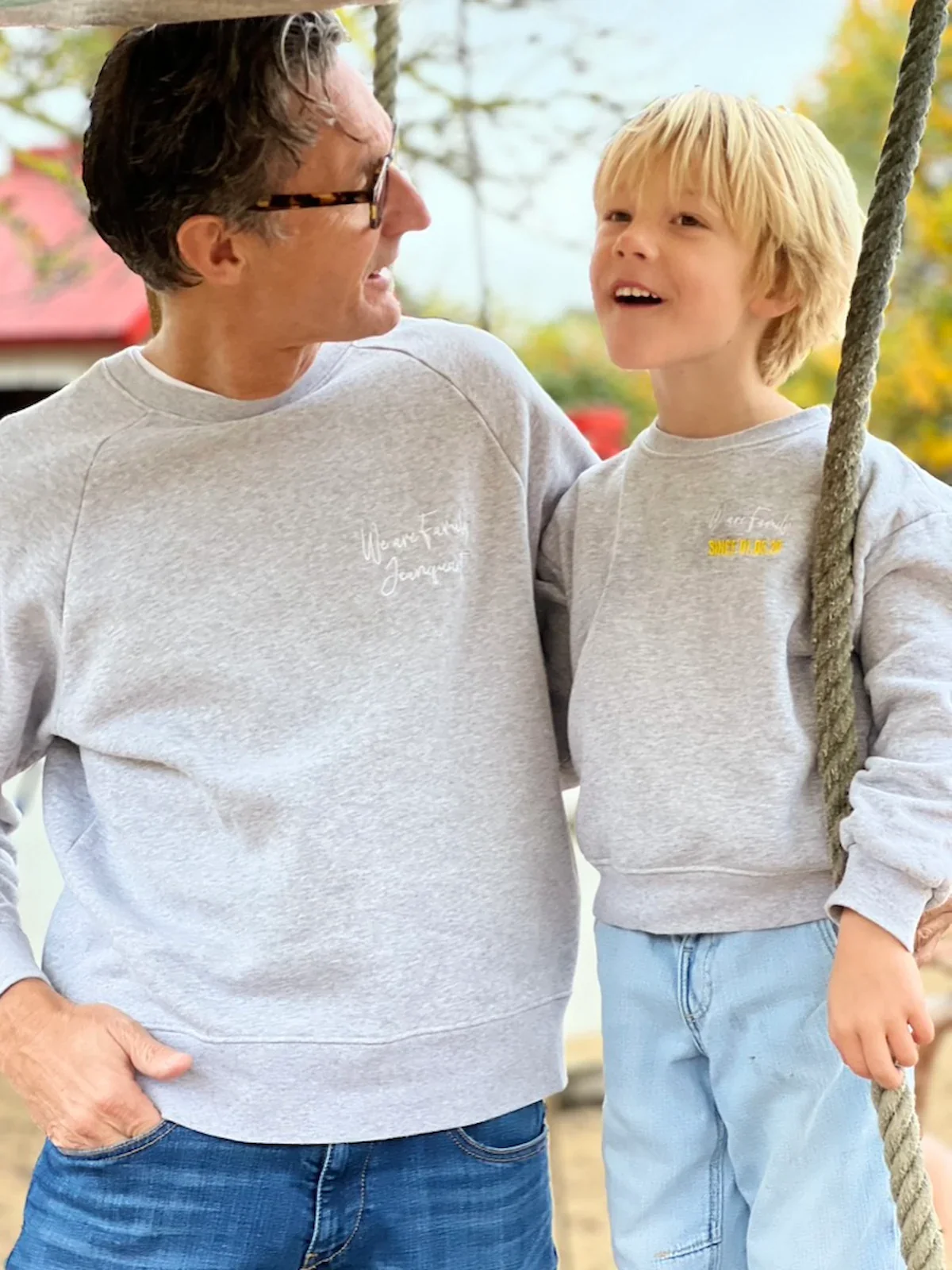 Sweat papa 'we are Family' - COOL DAD – Image 3